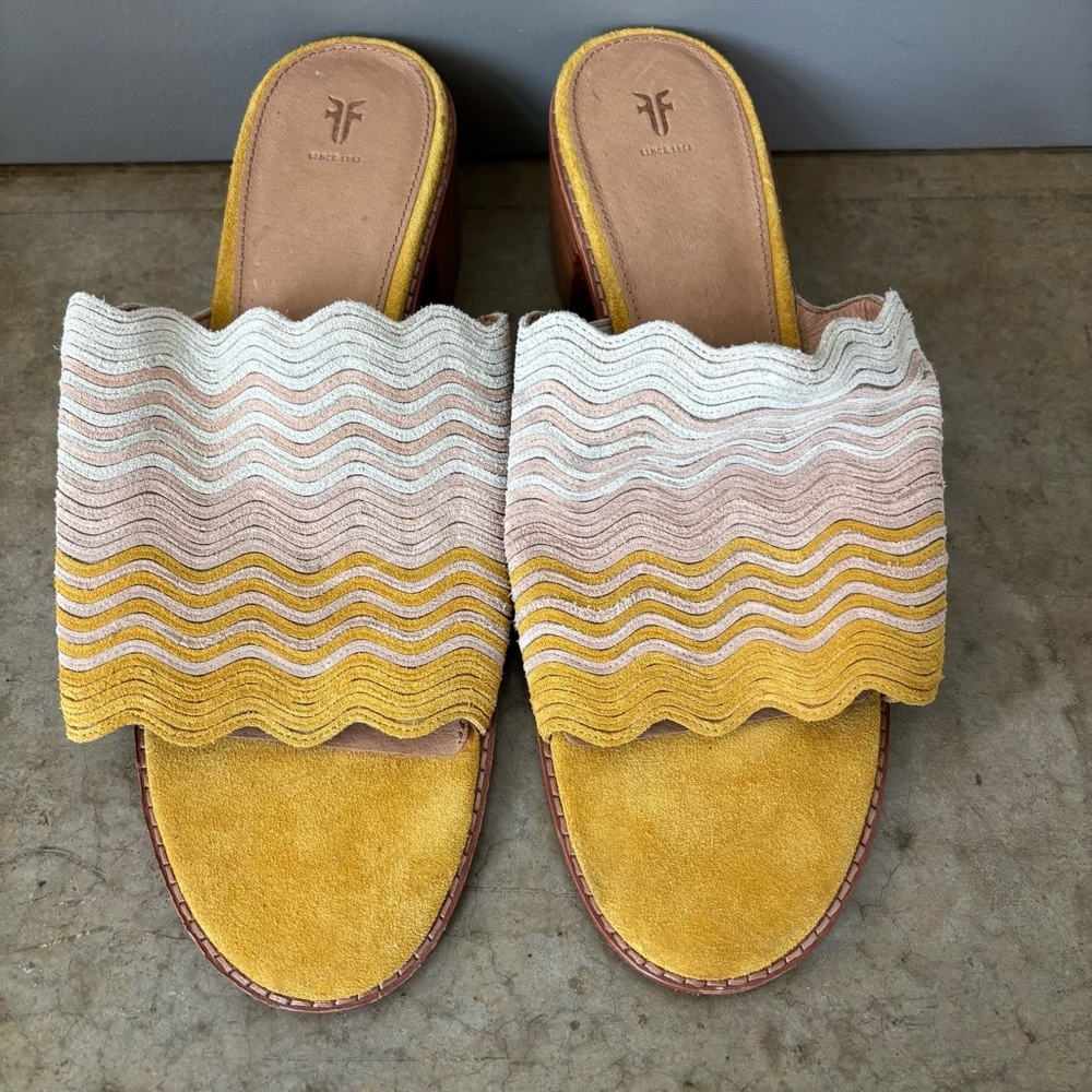 Frye Cindy Wave Mule Size 10